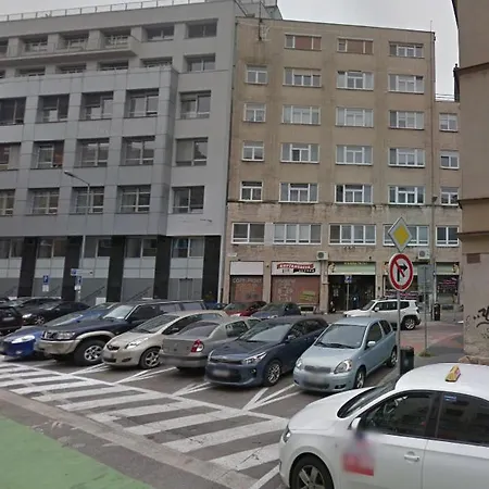 דירה Cozy 1 Bed Floor In The Old Town