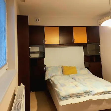 Cozy 1 Bed Floor In The Old Town * ברטיסלאבה