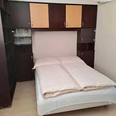 Cozy 1 Bed Floor In The Old Town * ברטיסלאבה