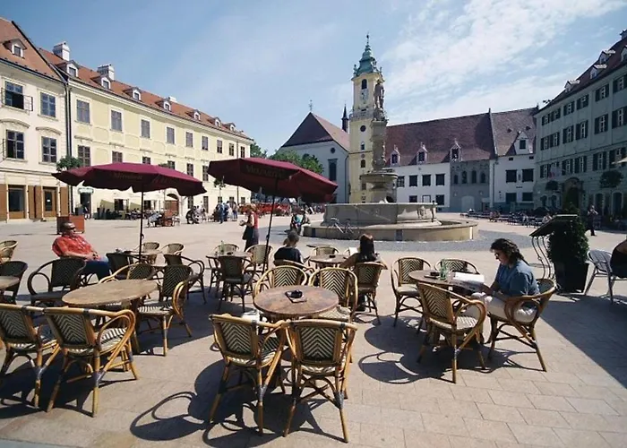 Cozy 1 Bed Floor In The Old Town Apartman Pozsony