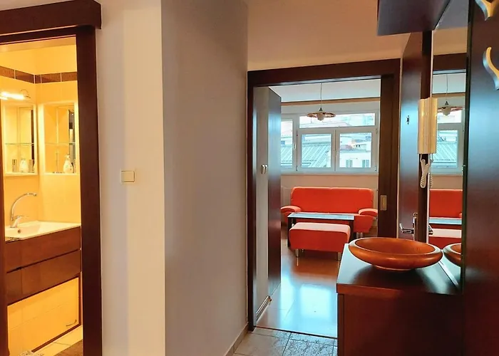 Cozy 1 Bed Floor In The Old Town * Pozsony