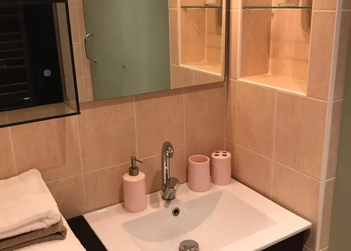 Cozy 1 Bed Floor In The Old Town * Pozsony