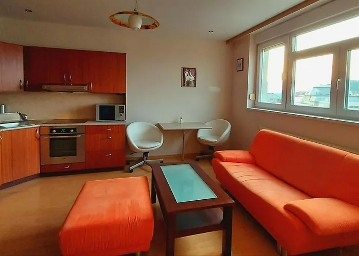 Cozy 1 Bed Floor In The Old Town Apartman *